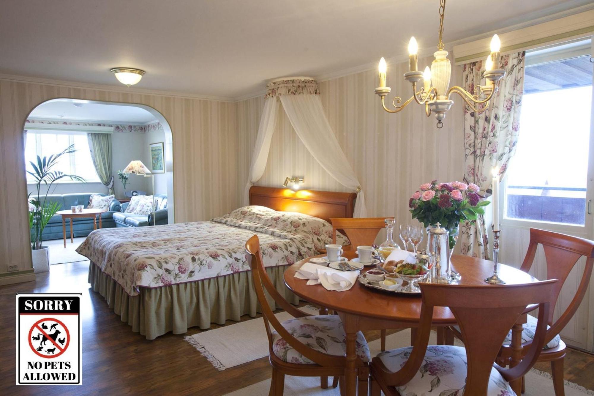 Taellbergsgardens Hotell Esterno foto